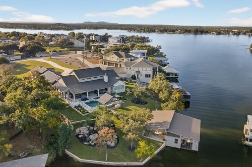 1011 Moss Downs Dr, Granite Shoals, TX, 78654-2724 | Card Image