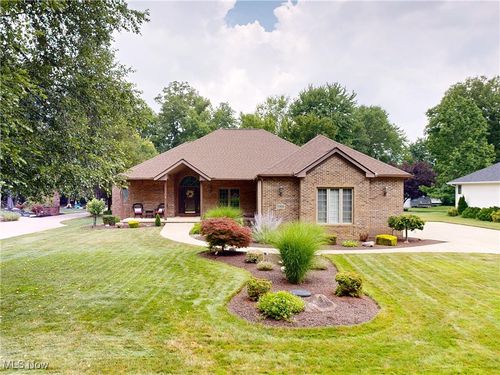 5900 Valley Pkwy, North Royalton, OH, 44133-5379 | Card Image