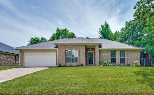 437 Heneretta Dr, Hurst, TX, 76054-2245 | Card Image