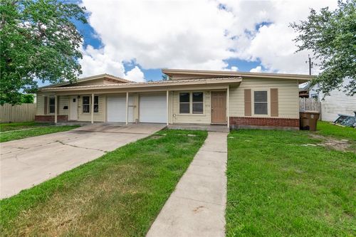 1534 Lazy Ln, Corpus Christi, TX, 78415-4910 | Card Image