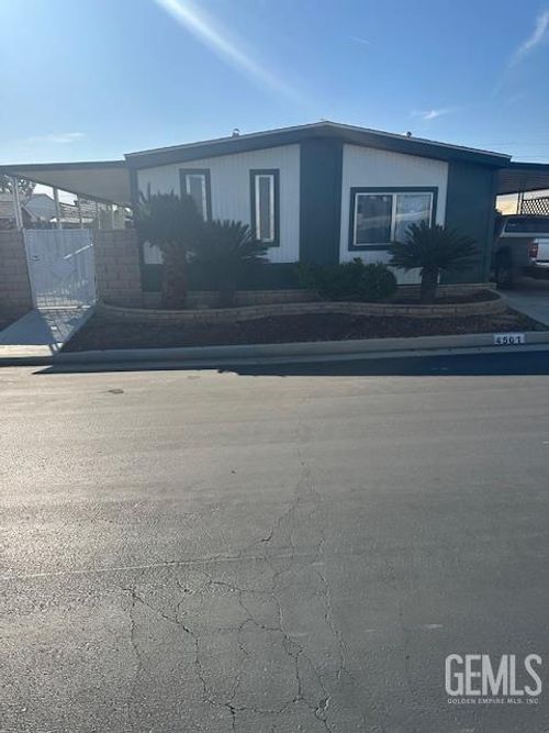 4501 Q St, Bakersfield, CA, 93301-5979 | Card Image