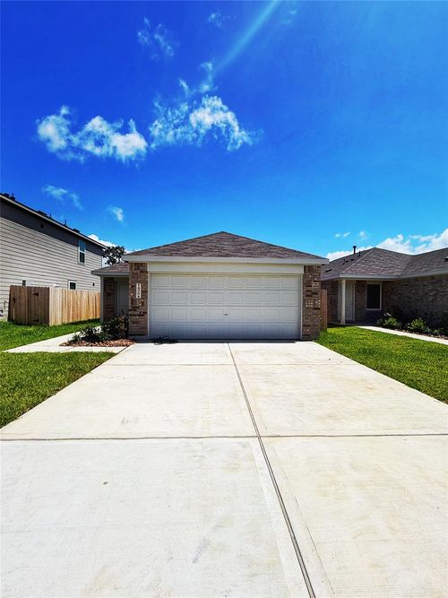 14704 S Ascot Bend Cir, Conroe, TX, 77306-2251 | Card Image