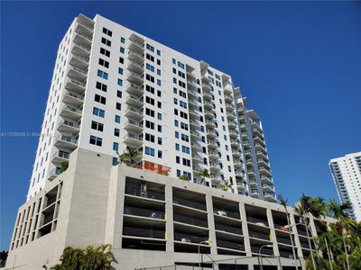 1107 - 10 Sw South River Dr, Condo with 1 bedrooms, 1 bathrooms and null parking in Miami FL | Image 2