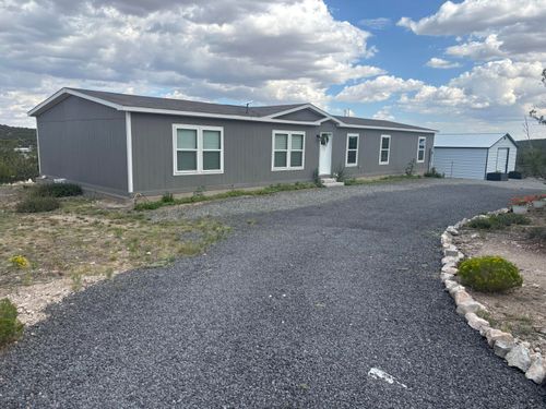 35 High Vista Dr, Moriarty, NM, 87035-5524 | Card Image