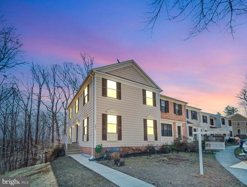 7651 Southern Oak Dr, SPRINGFIELD, VA, 22153-3584 | Card Image