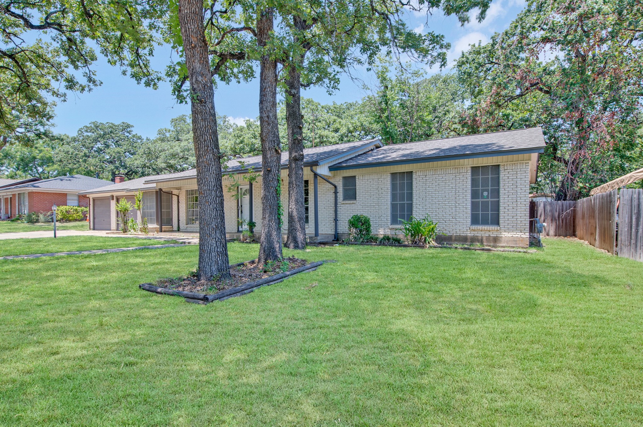 Residential in Forest Hill