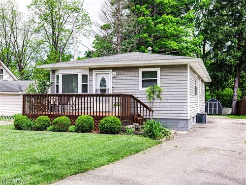1259 Meadowbrook Blvd, Stow, OH, 44224-1279 | Card Image