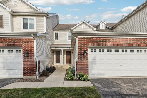 1555 Isle Royal Cir, CRYSTAL LAKE, IL, 60014-1916 | Card Image