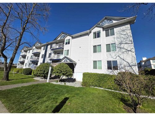 301-17695 58 Avenue, Surrey, BC, V3S1L5 | Card Image