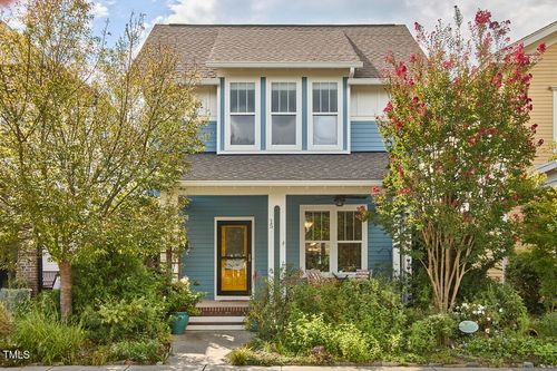 15 Pokeberry Bend Dr, Chapel Hill, NC, 27516-4127 | Card Image