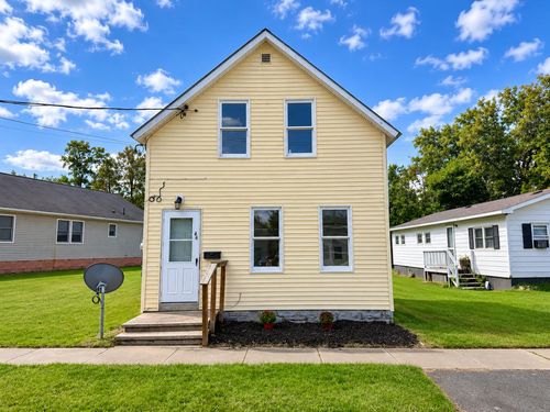 46 Standish Street, Plattsburgh, NY, 12901 | Card Image