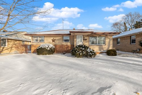 4134 N 80th St, Milwaukee, WI, 53222-1907 | Card Image