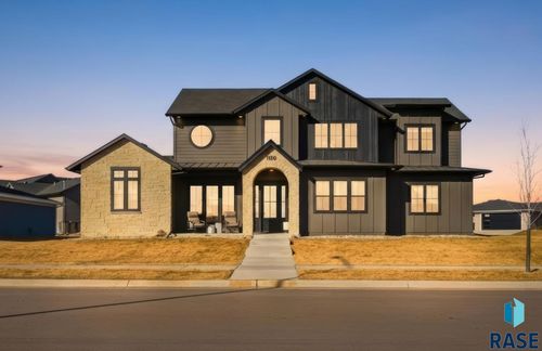 1130 E Madison St Street, Tea, SD, 57064 | Card Image