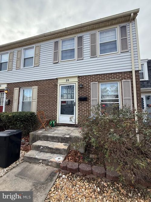 15c-25 Arwell Ct, BALTIMORE, MD, 21236-3301 | Card Image