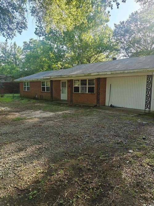 9005 Mccain Rd, Jacksonville, AR, 72076-5624 | Card Image