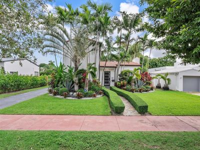 869 W 46th St, House other with 4 bedrooms, 3 bathrooms and null parking in Miami Beach FL | Image 2