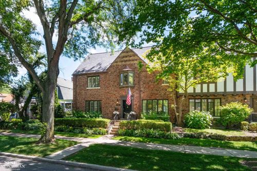 398 Rivard Blvd, Grosse Pointe, MI, 48230-1629 | Card Image
