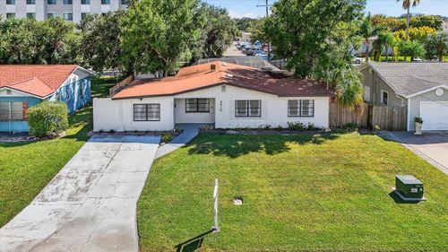 4410 W Bay Court Ave, TAMPA, FL, 33611-1120 | Card Image