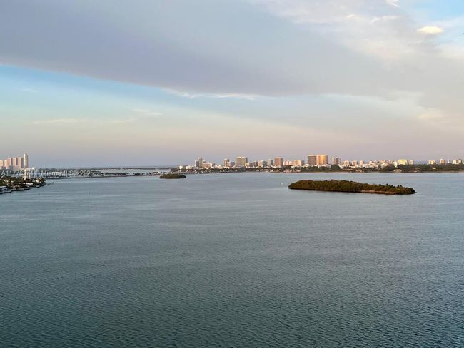 APT-2001 - 4000 Towerside Ter, Condo with 2 bedrooms, 2 bathrooms and null parking in Miami FL | Image 8