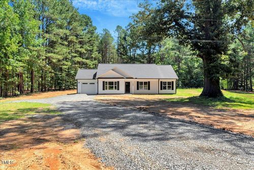 7082 Cornwall Road, Oxford, NC, 27565 | Card Image