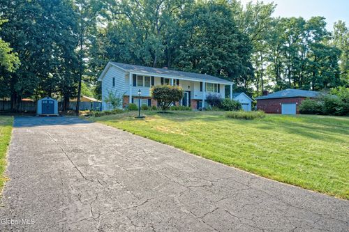 4 Princess Ln, Albany, NY, 12211-1718 | Card Image