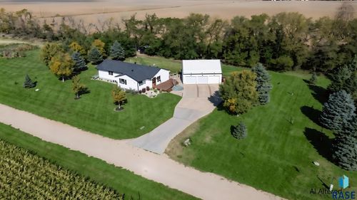 27450 Sd Highway 115, Harrisburg, SD, 57032-5421 | Card Image