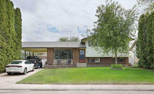 47 St. Mary'S Crescent W, Brooks, AB, T1R0E5 | Card Image