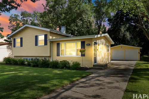 2807 Myang Ave, Mchenry, IL, 60050-2839 | Card Image