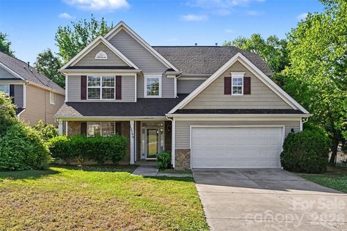 12700 Oldehurst Pl, Charlotte, NC, 28262-1533 | Card Image