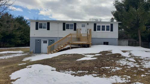 3335 Tyler Rd, Twin Lake, MI, 49457-9204 | Card Image