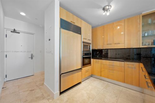 apt-109-6799 Collins Ave, Miami Beach, FL, 33141-5763 | Card Image