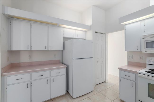 11625 Sw 71 St Cir, House other with 3 bedrooms, 2 bathrooms and null parking in OCALA FL | Image 18