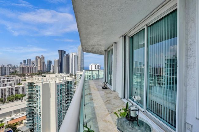 2651 - 16500 Collins Ave, Condo with 3 bedrooms, 3 bathrooms and null parking in Sunny Isles Beach FL | Image 41