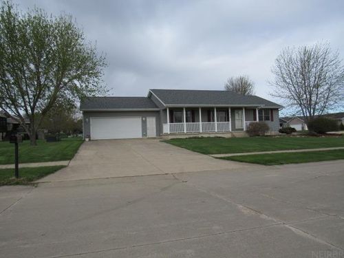 835 Breckenridge Dr, Monticello, IA, 52310-1148 | Card Image