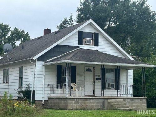 2009 W 6th Street, Mishawaka, IN, 46544 | Card Image