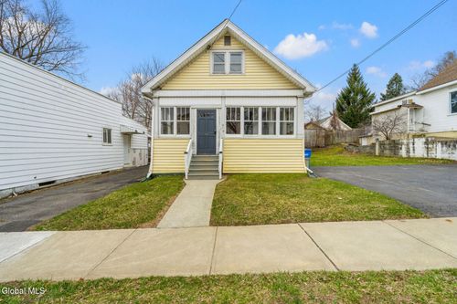 17 Tremont Street, Albany, NY, 12205 | Card Image
