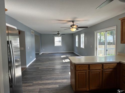 7875 Forrestway Dr, Monroe, MI, 48161-4707 | Card Image