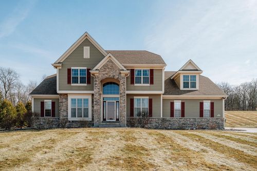 N64W28064 Forest Ridge Circle, Merton, WI, 53089 | Card Image