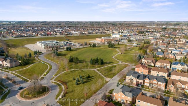 10 Westacott Cres, House other with 5 bedrooms, 5 bathrooms and 3 parking in Ajax ON | Image 47