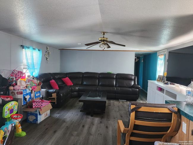 312 County Road 1295 B, House other with 3 bedrooms, 2 bathrooms and null parking in Moulton TX | Image 20