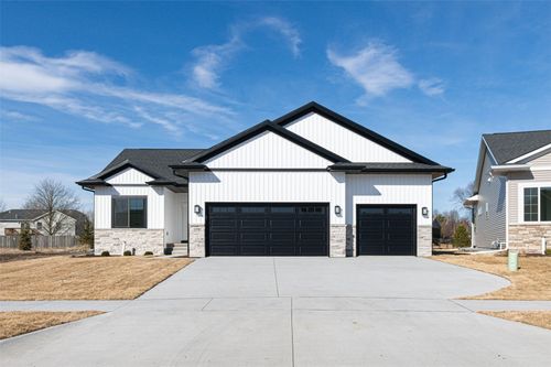 1250 Priscilla Ct, North Liberty, IA, 52317-9841 | Card Image
