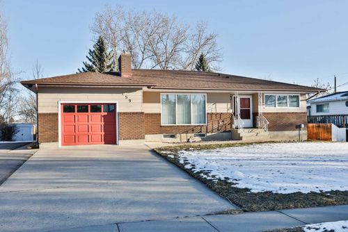 159 Park Ave, Raymond, AB, T0K2S0 | Card Image