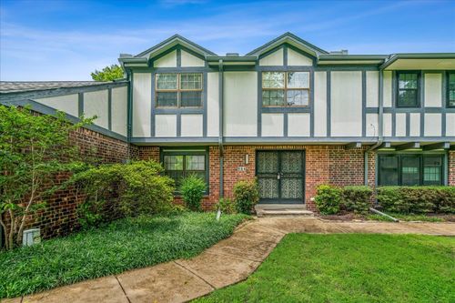 964 Rustling Oaks Cir, Memphis, TN, 38117-5617 | Card Image
