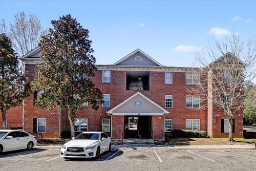 711-3000 S Adams St, TALLAHASSEE, FL, 32301-6946 | Card Image