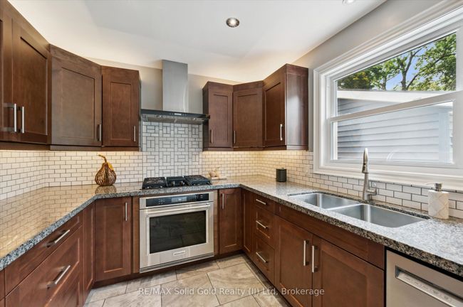 125 Macgregor Cres, House other with 3 bedrooms, 2 bathrooms and 5 parking in Waterloo ON | Image 14