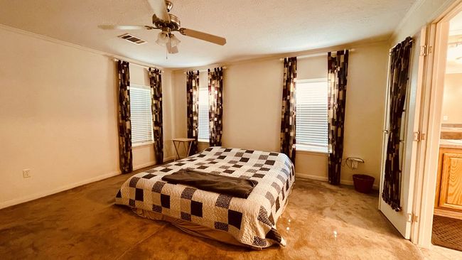 1613 W San Antonio St, House other with 4 bedrooms, 3 bathrooms and 3 parking in Marfa TX | Image 37