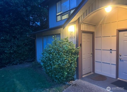42-14917 32nd Pl S, SeaTac, WA, 98168-4287 | Card Image