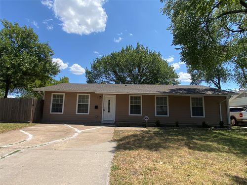 2516 Trinity St, Irving, TX, 75062-5232 | Card Image