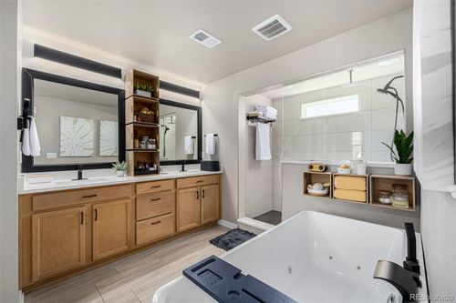 4522 Barrow Ln, Timnath, CO, 80547-5843 | Card Image
