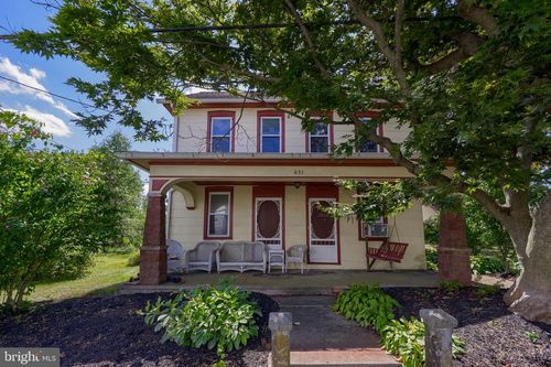 651 Lawn Rd, PALMYRA, PA, 17078-8378 | Card Image